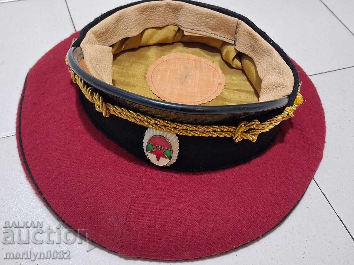 Доставка на Офицерска фуражка 70-80 те год летец пилот ВВС НРБ