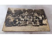 Снимка Ученици от I -во отделение със своята учителка