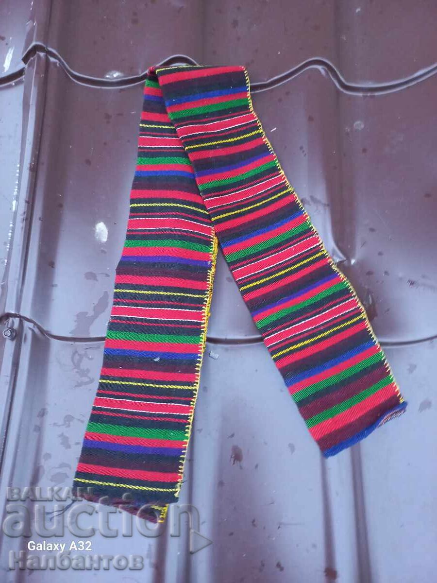 СТАР ЖЕНСКИ ПОЯС НОСИЯ