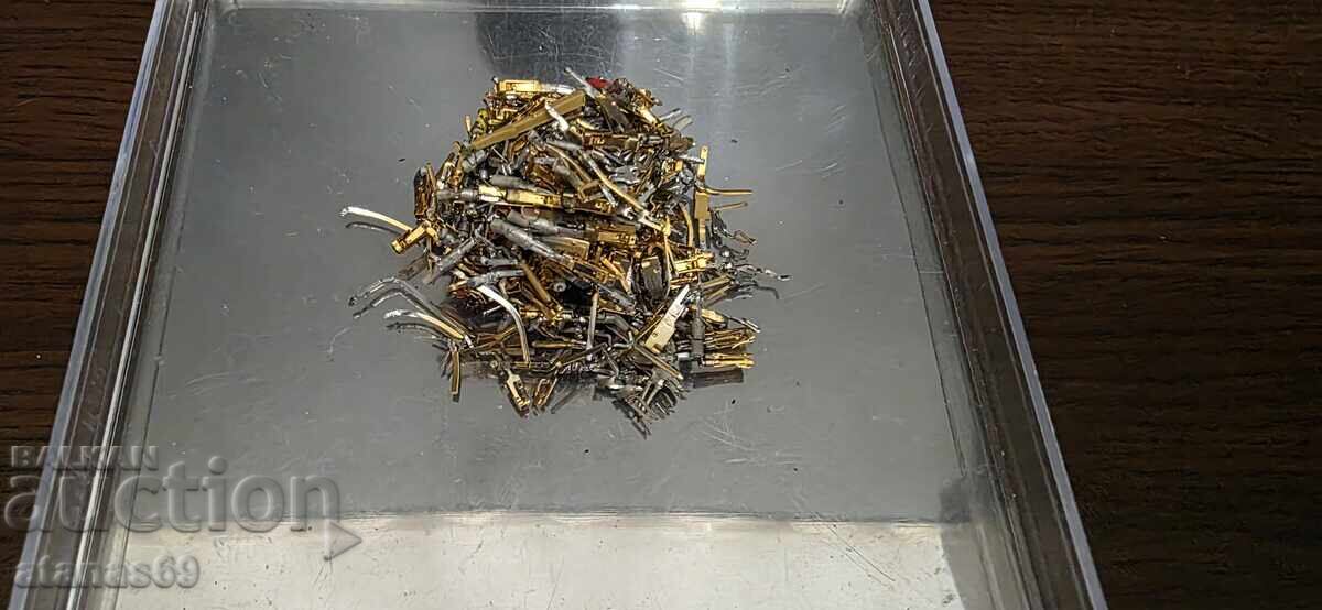 20 gr. deșeuri electronice nr. 140 cu preț 19.99 BGN | € 10.22 20 gr. deșeuri electronice nr. 140 cu preț 19.99 BGN | € 10.22