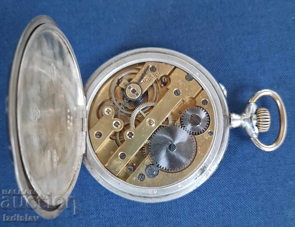 Аукцион Швейцарски сребърен джобен часовник,златен монограм Аукцион Швейцарски сребърен джобен часовник,златен монограм