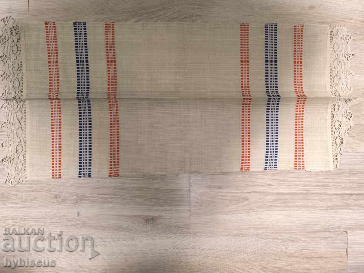 Prosop nou vechi autentic țesut de zestre cu dantelă Prosop nou vechi autentic țesut de zestre cu dantelă