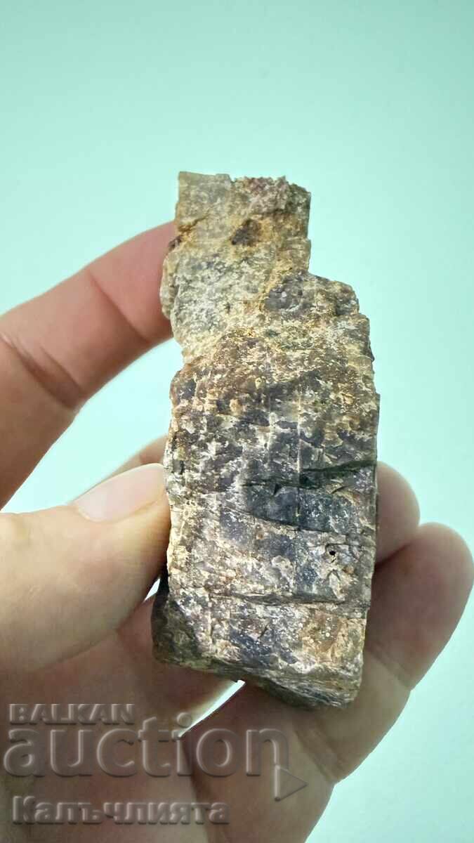 Естествена златна руда с цена 180.00 лв. | € 92.03 Естествена златна руда с цена 180.00 лв. | € 92.03