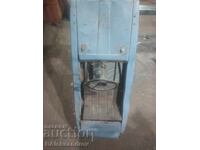 Кола с педали проект за реставрация