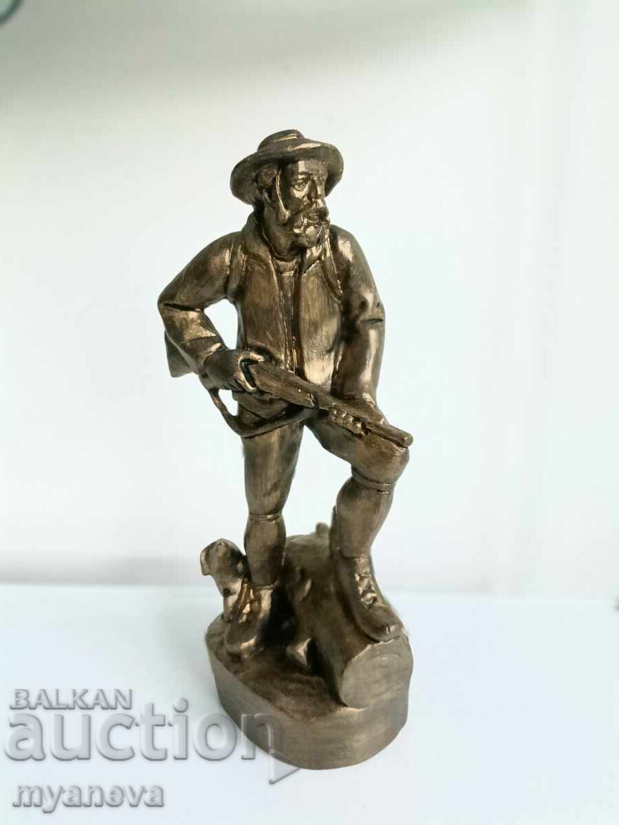 Licitație Hemingway la vânătoare, sculptură în lemn de autor