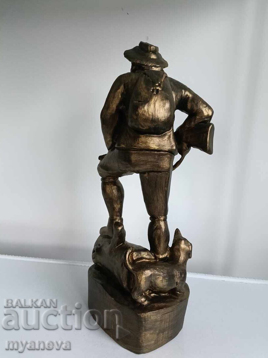 Hemingway la vânătoare, sculptură în lemn de autor - 7