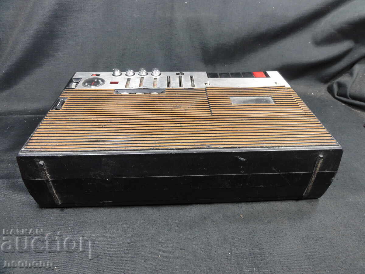 БЗЦ СТАР РЕТРО СОЦ ТРАНЗИСТОР РАДИО КАСЕТОФОН UNITRA MAJA 2 - 6