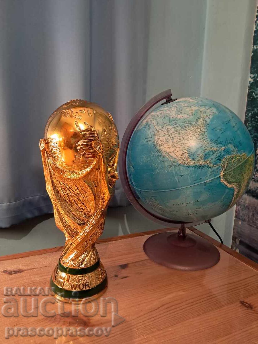 трофей купа световнo първенство пo футбол - 7