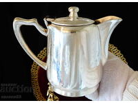 Швейцарска посребрена кана за кафе.