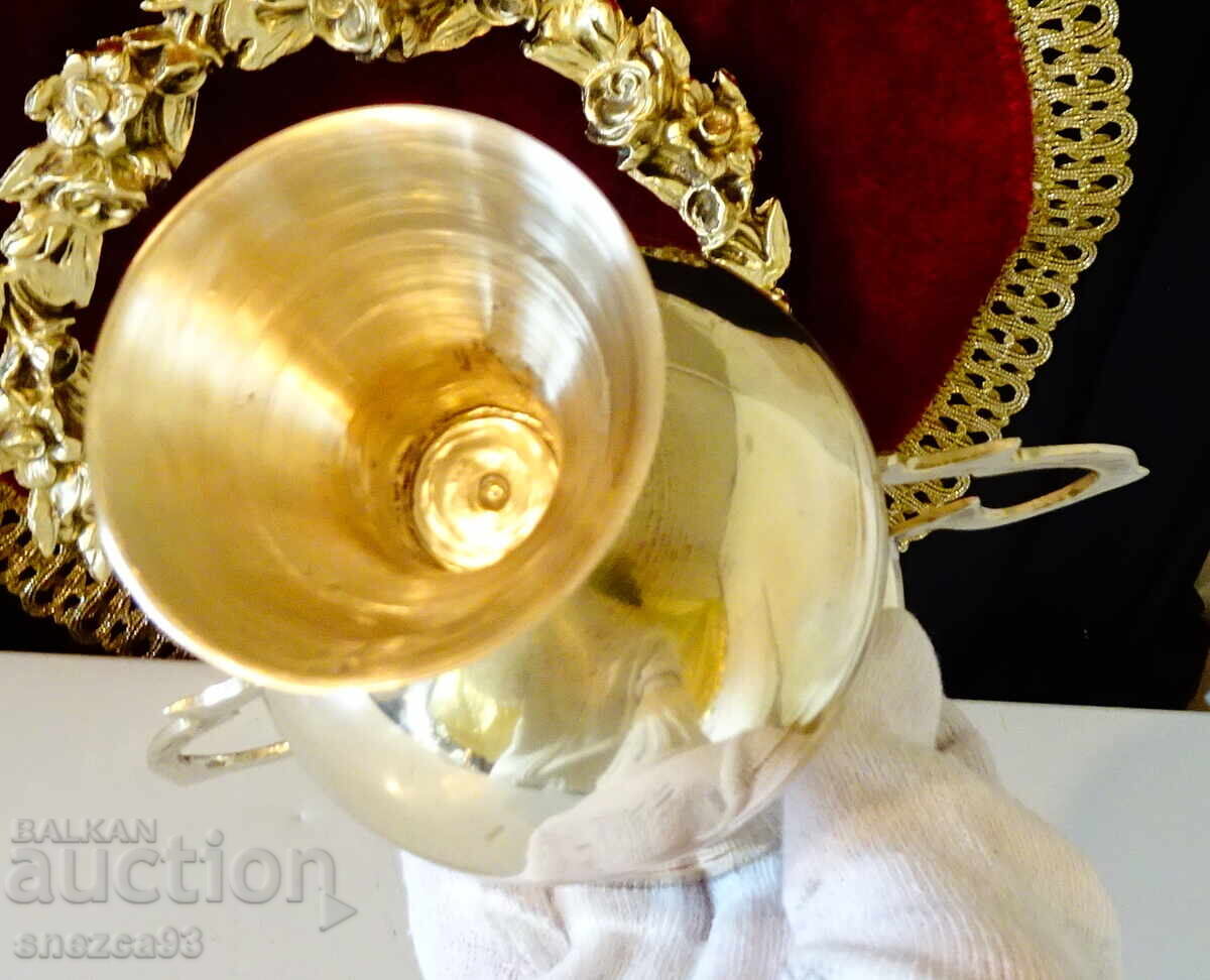 Повдигната бронзова захарница,викториански разкош. - 7