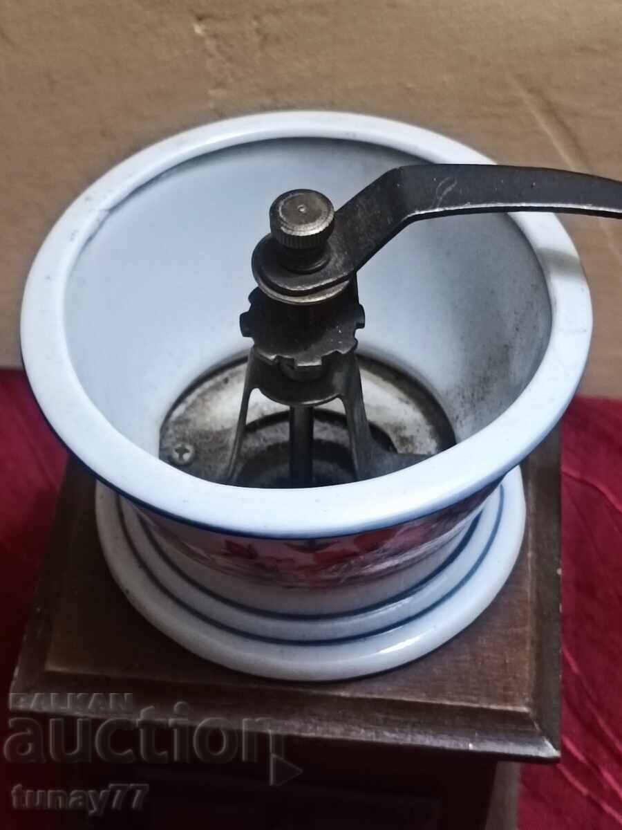 Livrarea Moară veche 3 Porțelan Livrarea Moară veche 3 Porțelan