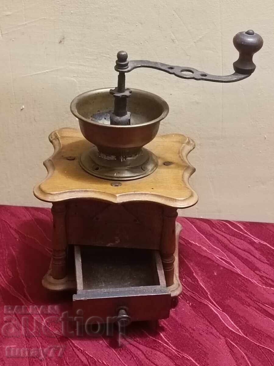 Παλιό μύλος 4 Σ με μαρκαδόρο Παλιό μύλος 4 Σ με μαρκαδόρο