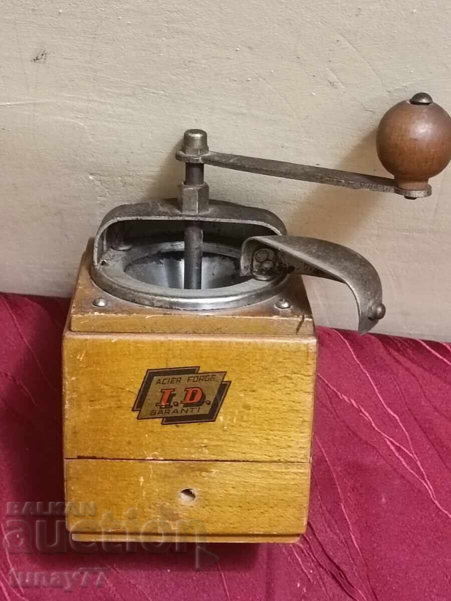 Auction Vintage mill 6 Auction Vintage mill 6