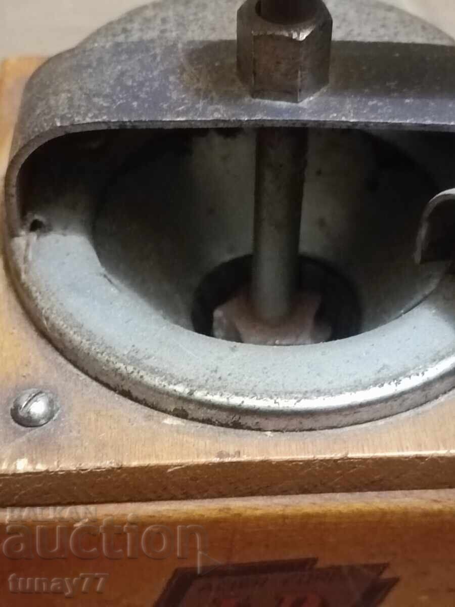 Delivery of Vintage mill 6 Delivery of Vintage mill 6