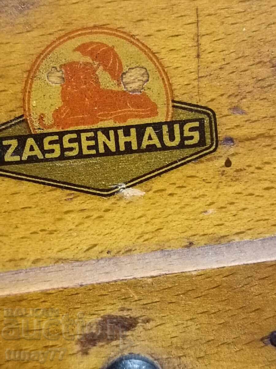 Moară vintage 6 cu preț € 5.11 | 9.99 BGN