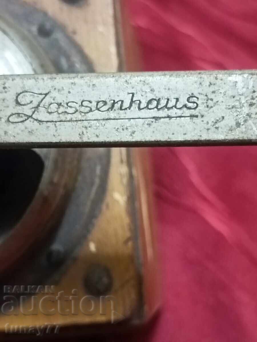 Винтиж млничка 6 - 6 Винтиж млничка 6 - 6