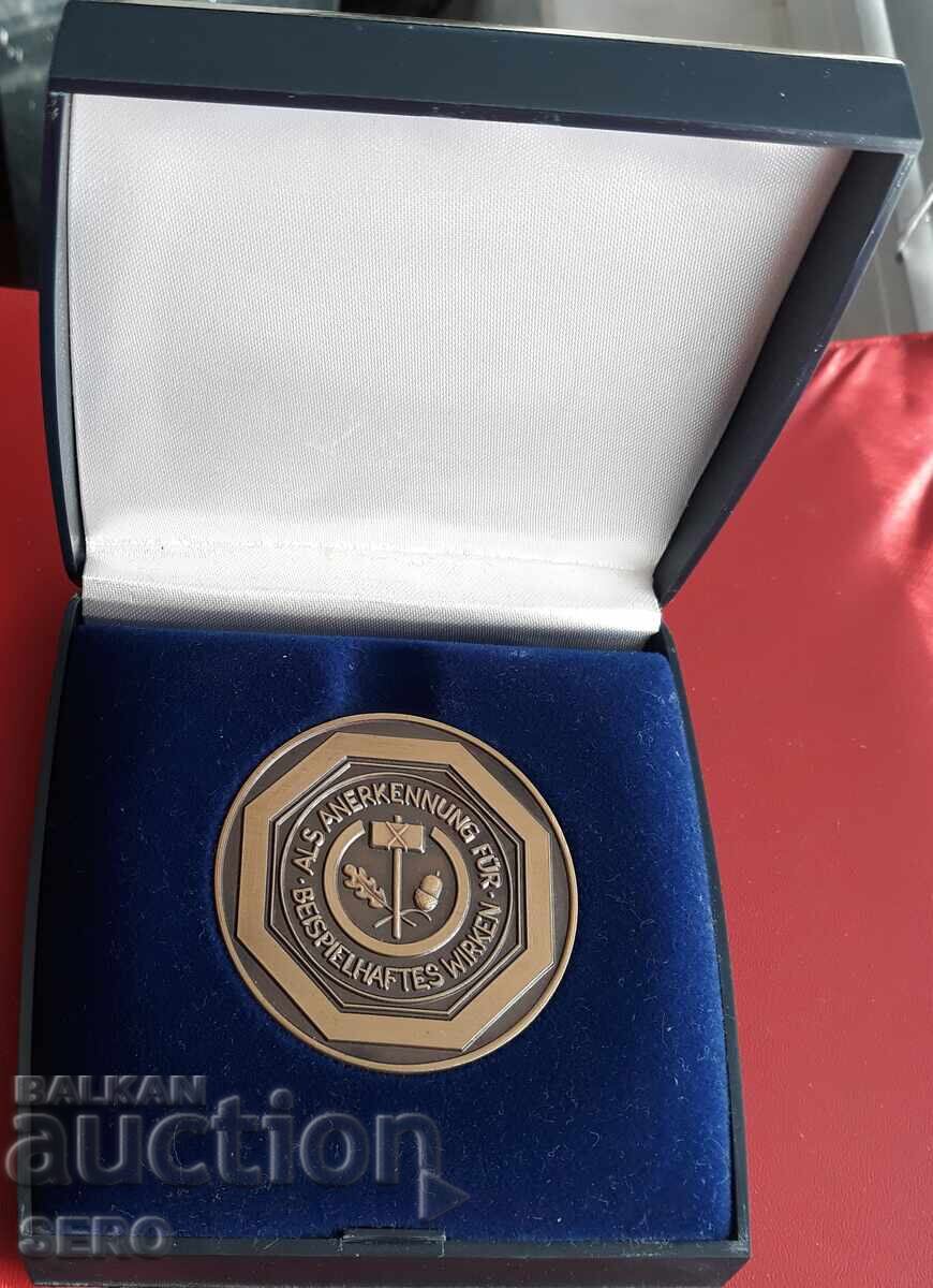 Medalie-Germania-cutie cu medalie Dortmund