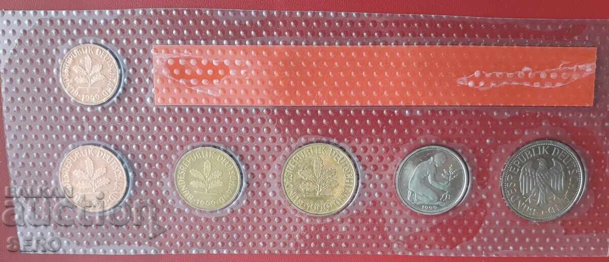 Germania - SET 1999 J-Hamburg din 6 monede - mat-lucios cu preț 5.01 BGN | € 2.56