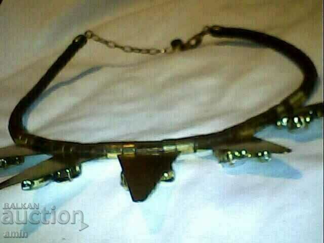 beautiful necklace to wear with crystals - 6 beautiful necklace to wear with crystals - 6