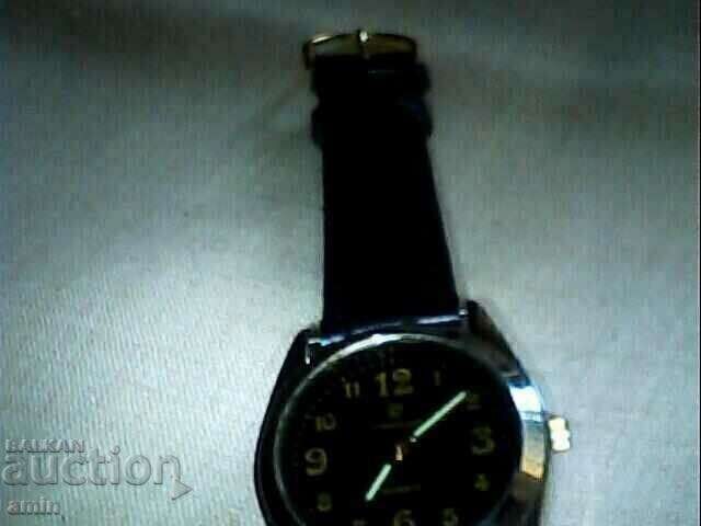 όμορφα 4θέσια κλασικά νέα έργα με τιμή 15.00 BGN | € 7.67 όμορφα 4θέσια κλασικά νέα έργα με τιμή 15.00 BGN | € 7.67