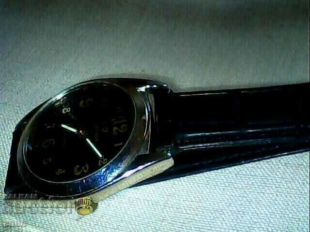 Δημοπρασία όμορφα 4θέσια κλασικά νέα έργα Δημοπρασία όμορφα 4θέσια κλασικά νέα έργα