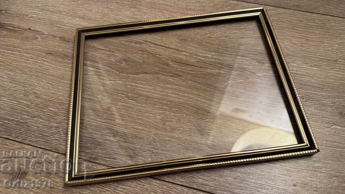 Vintage elegant photo frame, picture – brass with black with price 40.00 BGN | € 20.45