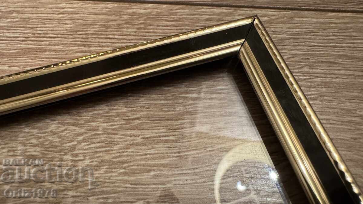 Delivery of Vintage elegant photo frame, picture – brass with black
