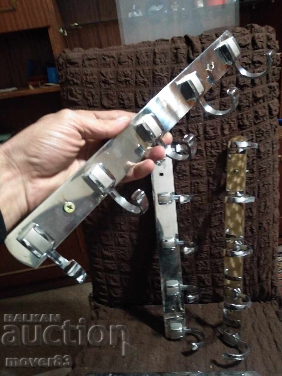 Κρεμάστρες/κονσόλες. Παρτίδα. Μεταχειρισμένα με τιμή 5.99 BGN | € 3.06 Κρεμάστρες/κονσόλες. Παρτίδα. Μεταχειρισμένα με τιμή 5.99 BGN | € 3.06