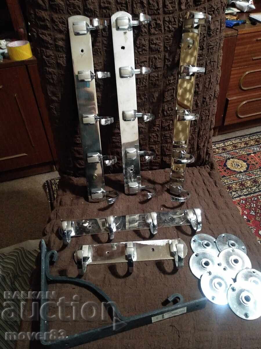 Κρεμάστρες/κονσόλες. Παρτίδα. Μεταχειρισμένα Κρεμάστρες/κονσόλες. Παρτίδα. Μεταχειρισμένα