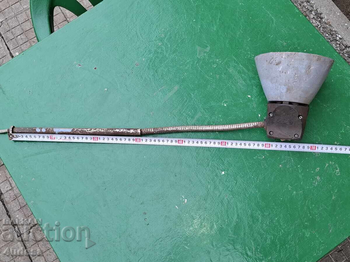 Auction Old industrial lamp, taken from a workbench, BZTs Auction Old industrial lamp, taken from a workbench, BZTs