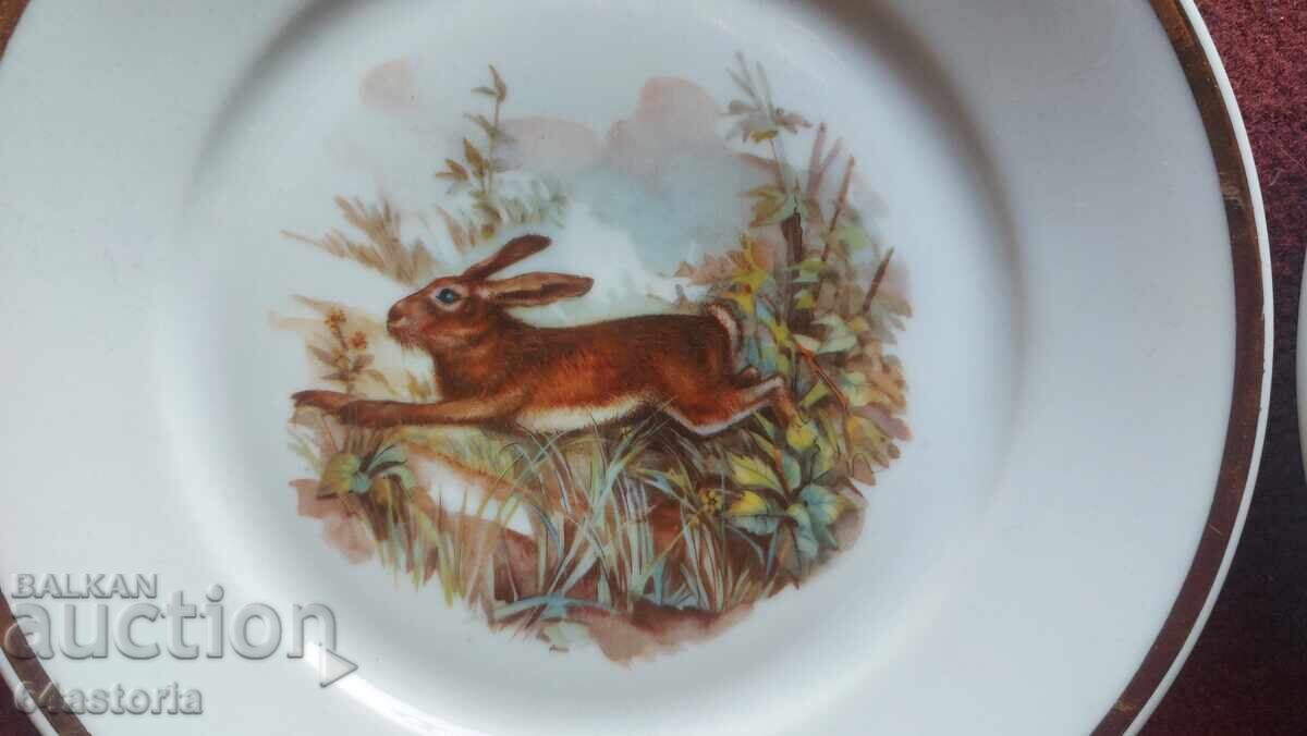 Аукцион Порцелан,сервиз,изида,чинии,ловни сцени Аукцион Порцелан,сервиз,изида,чинии,ловни сцени