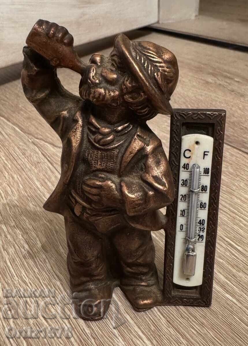 Vintage brass thermometer, 342g Vintage brass thermometer, 342g