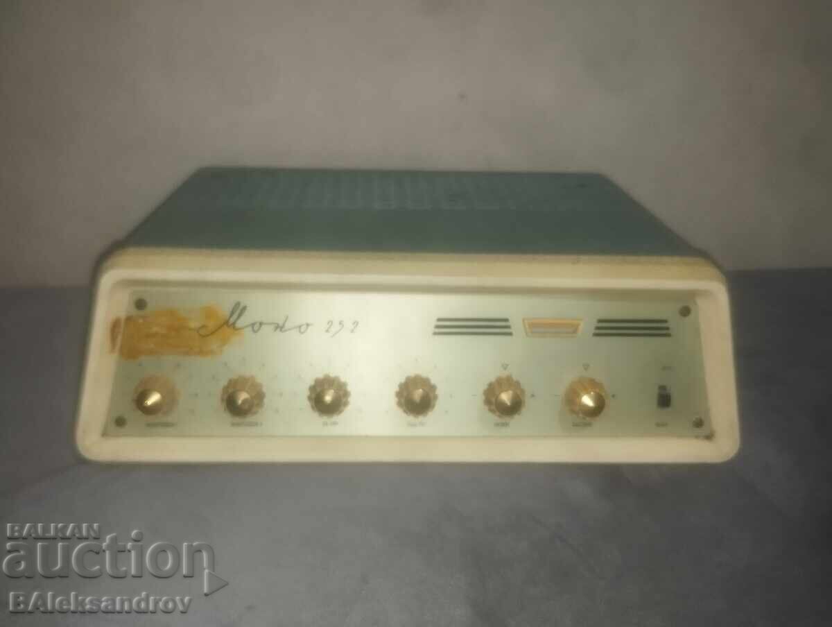 Amplificator cu lămpi MONO 2 cu preț € 140.00 | 273.82 BGN Amplificator cu lămpi MONO 2 cu preț € 140.00 | 273.82 BGN