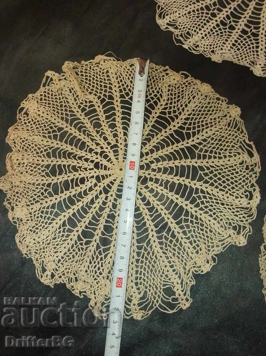 Lace, tablecloths with price 20.00 BGN | € 10.23 Lace, tablecloths with price 20.00 BGN | € 10.23