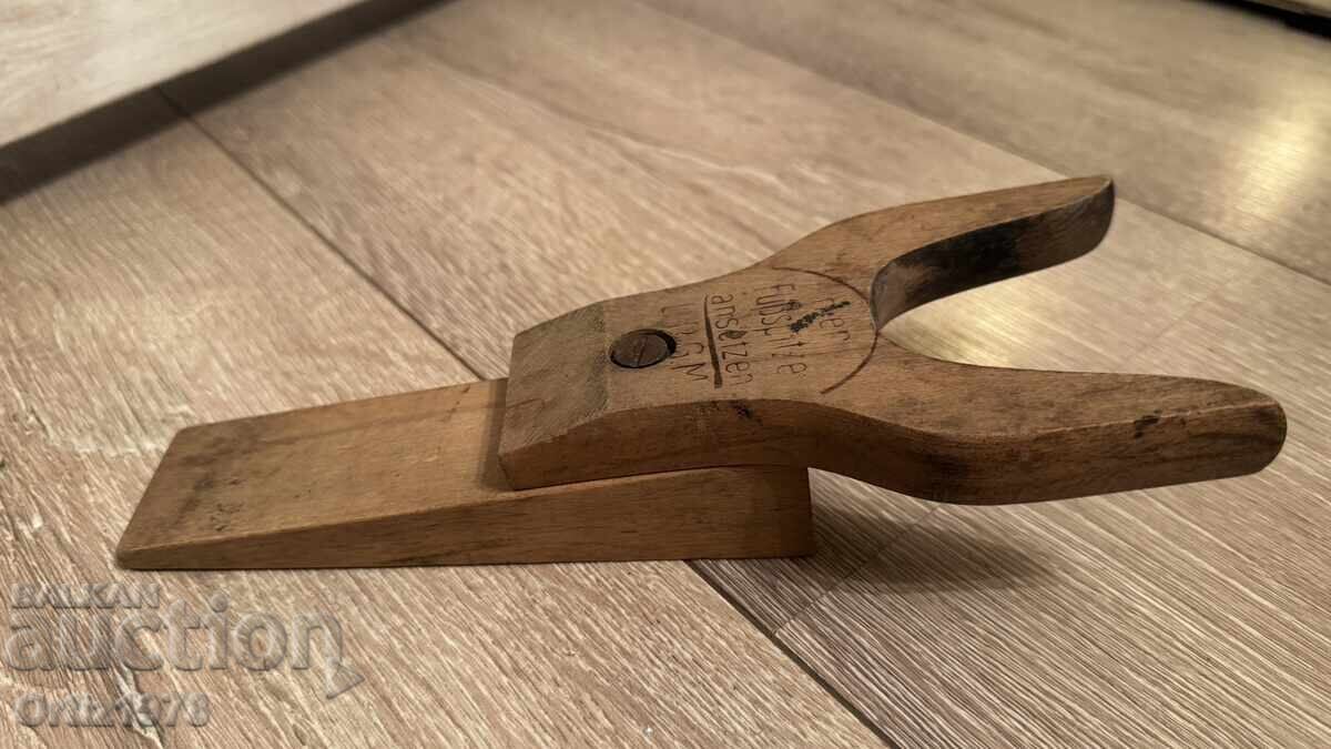 Antique wooden shoe rack - Third Reich