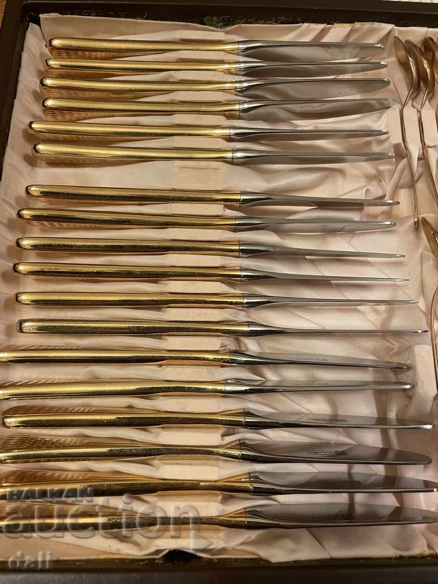 UNIQUE EXCLUSIVE GOLD-PLATED SET "PETKO DENEV" GABROVO with price 1.00 BGN | € 0.51 UNIQUE EXCLUSIVE GOLD-PLATED SET "PETKO DENEV" GABROVO with price 1.00 BGN | € 0.51