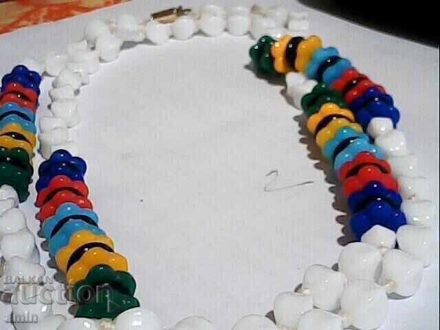 2 buc. coliere vechi frumoase din piatră naturală - 5 2 buc. coliere vechi frumoase din piatră naturală - 5