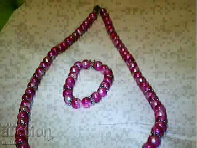 Livrarea Colier frumos din piatră naturală și brățară