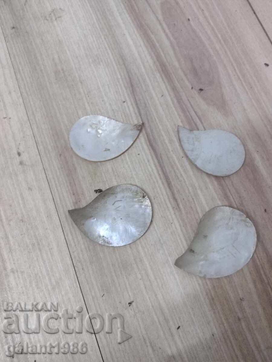 ΛΕΙΨΑΝΑ με τιμή 56.00 BGN | € 28.63