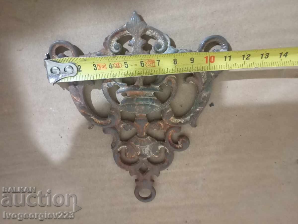 Παλιά μεταλλική εφαρμογή με τιμή 30.00 BGN | € 15.34