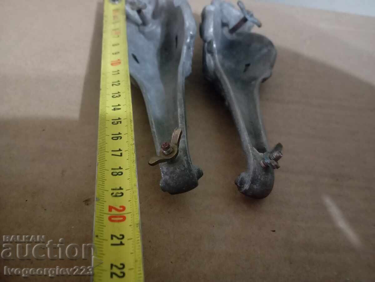 Παράδοση Δύο μπαρόκ στοιχεία, απλικέ