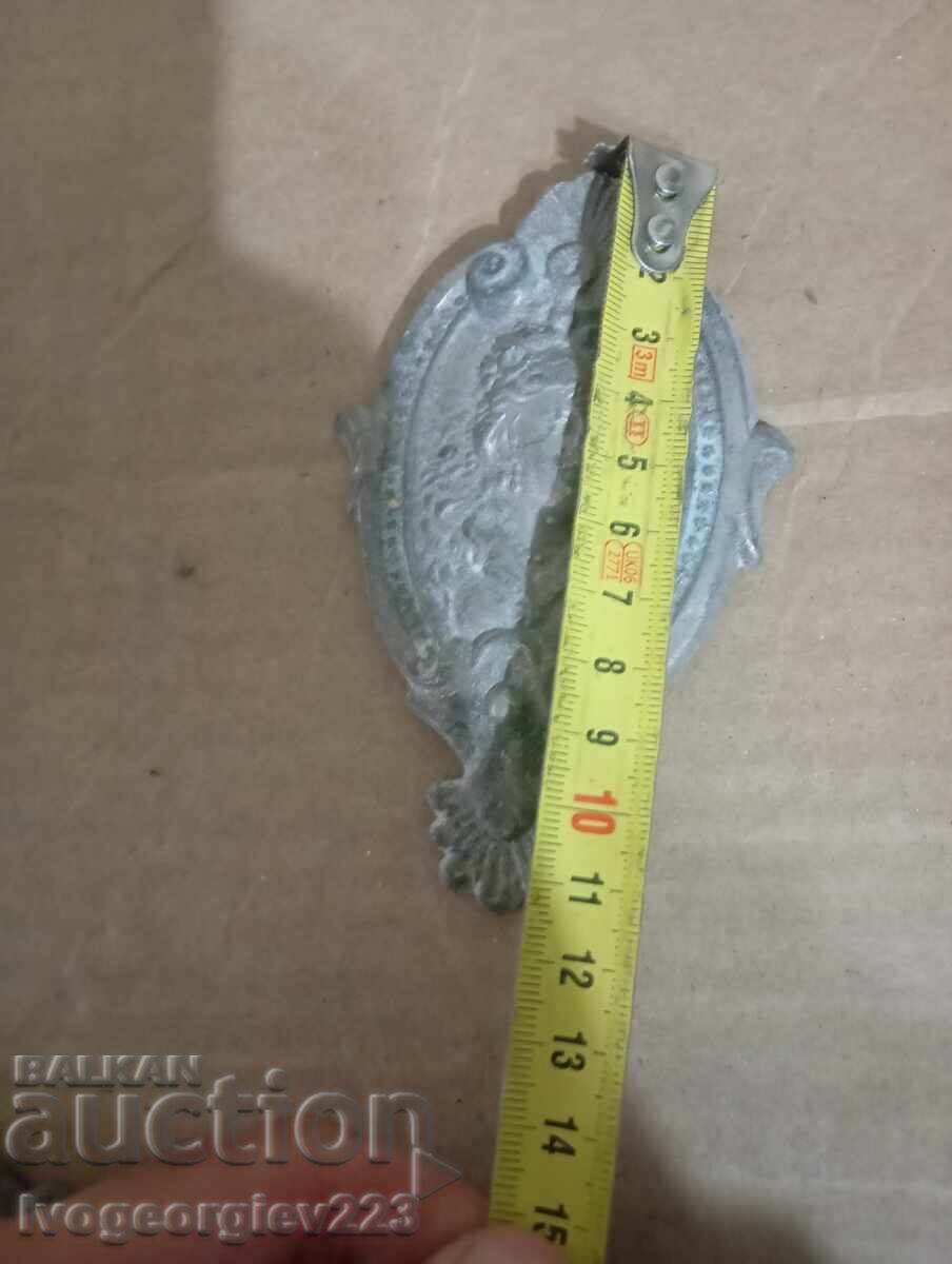 Δημοπρασία Δύο μπαρόκ στοιχεία, απλικέ