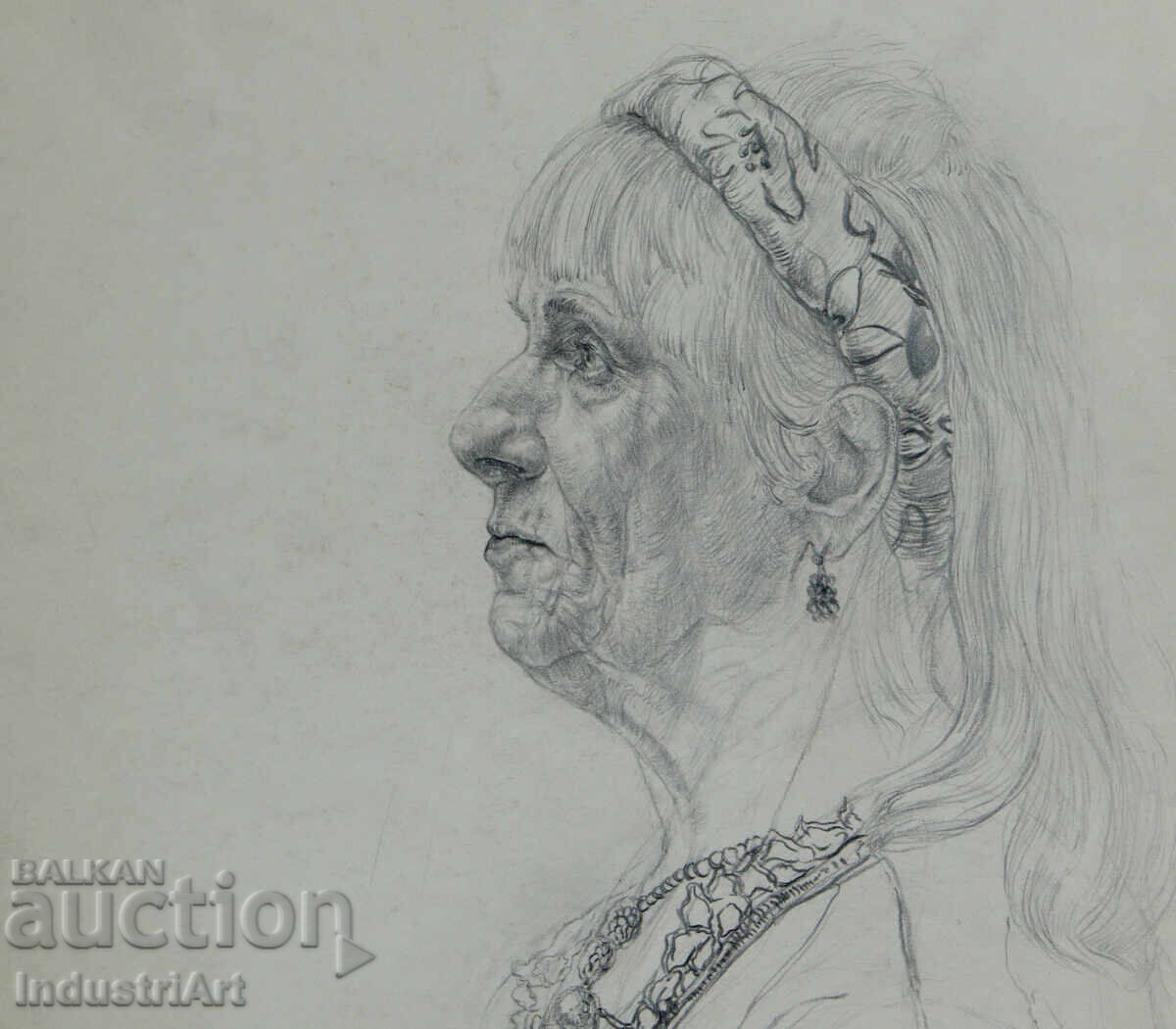 Delivery of Pencil drawing portrait of a woman