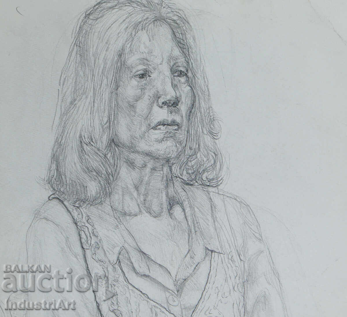 Livrarea Desen creion portret de femeie