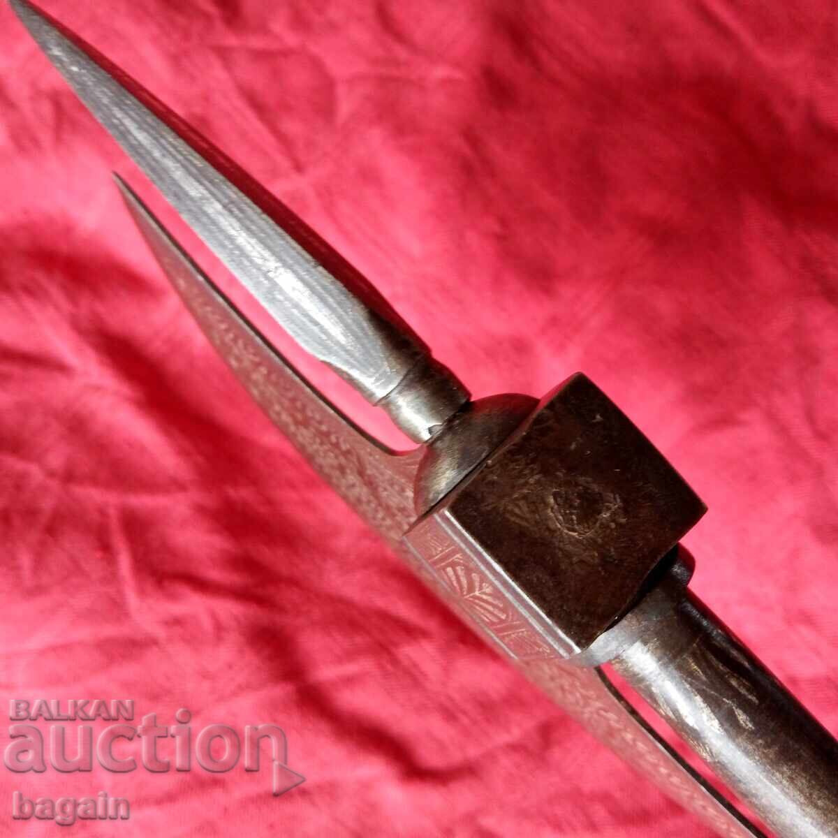 Licitație Topor de luptă Derwish, tabar