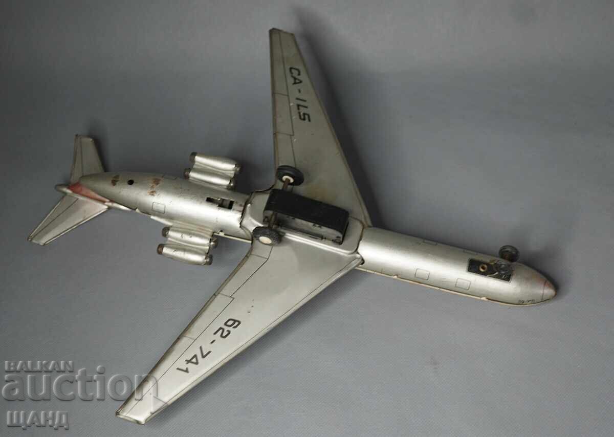 Παράδοση IL 62 Παλιό μεταλλικό παιχνίδι από λαμαρίνα, μοντέλο αεροπλάνου