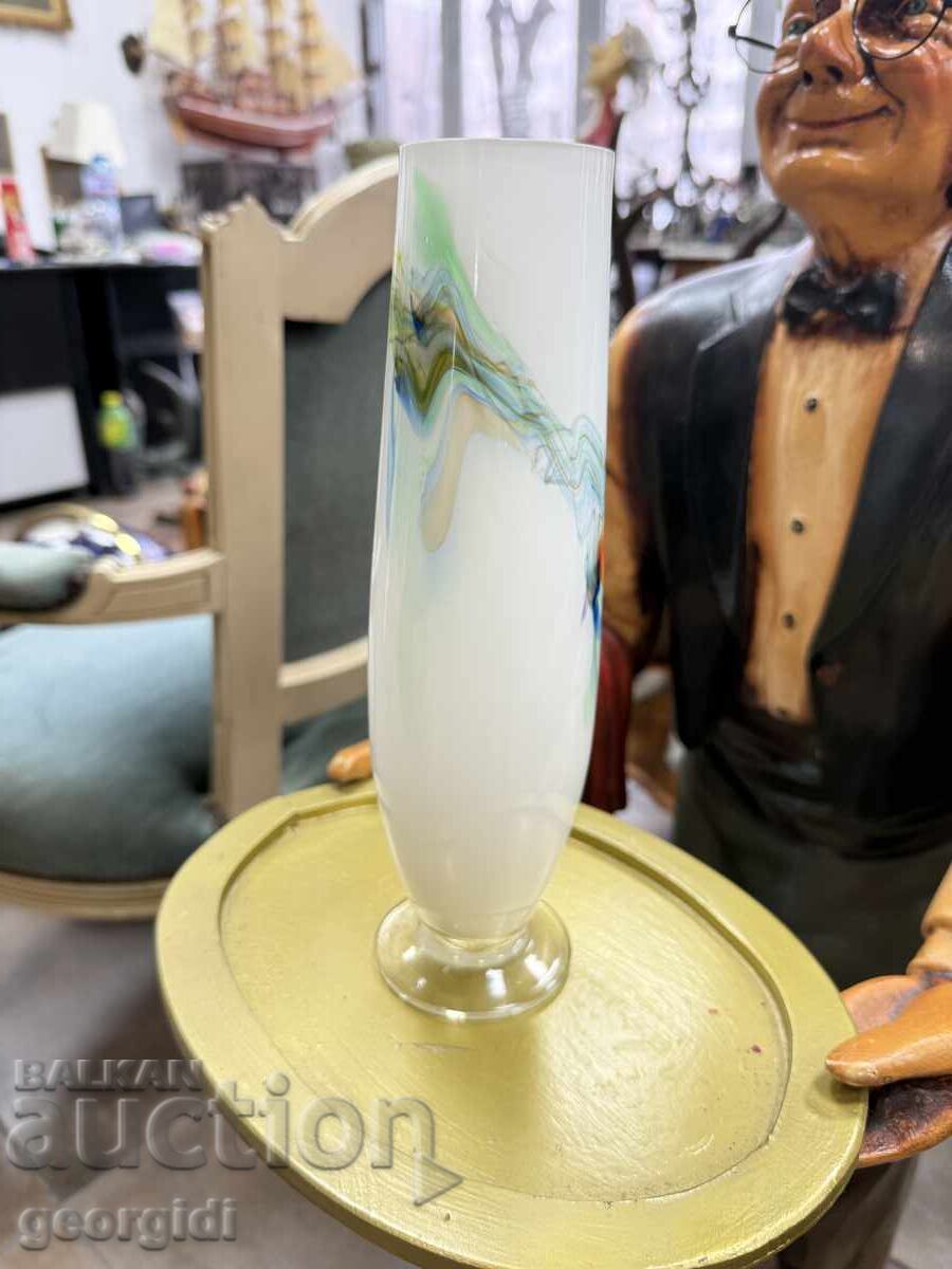 Παράδοση Κομψό βάζο από πολύχρωμο γυαλί. Νο. 7697 Παράδοση Κομψό βάζο από πολύχρωμο γυαλί. Νο. 7697