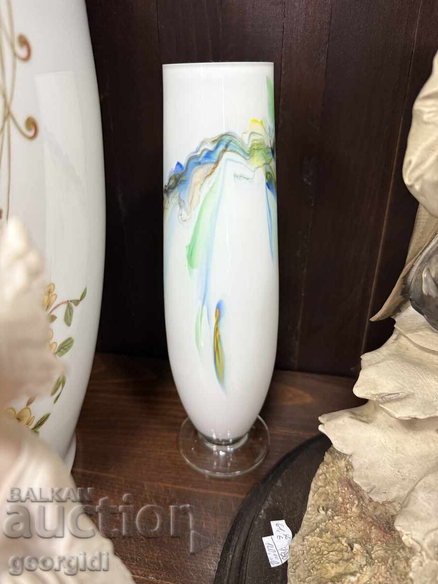 Κομψό βάζο από πολύχρωμο γυαλί. Νο. 7697 - 6 Κομψό βάζο από πολύχρωμο γυαλί. Νο. 7697 - 6