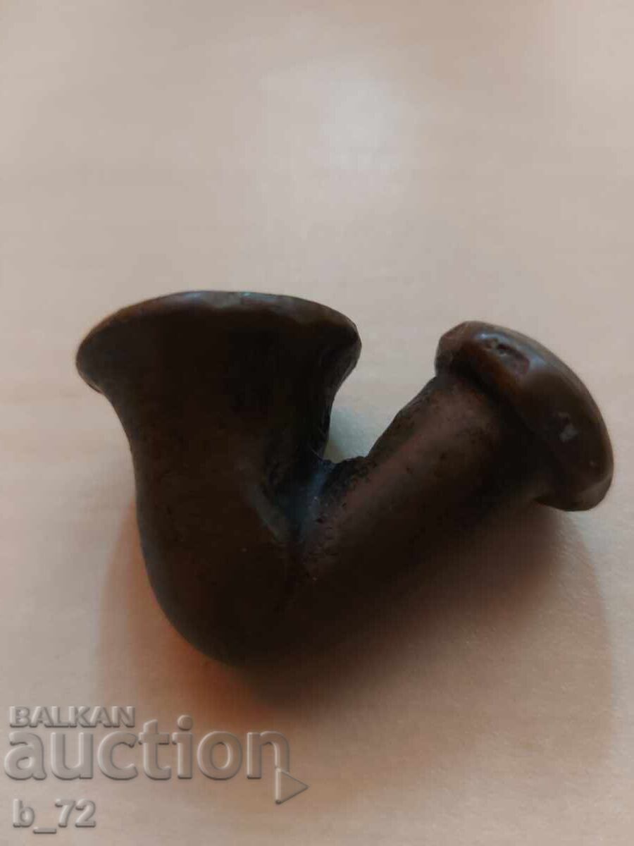 Pipă de bronz pentru opiu, de colecție