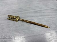 Μπρούτζινο μαχαίρι αλληλογραφίας με έμβλημα του Γουόρικσαϊρ. Νο. 7698